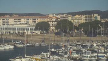 Imagen de vista previa de la cámara web Sainte-Maxime - Plage Centre Ville